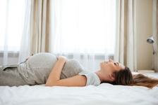 Ce se intampla cu bebelusul din burtica ta atunci cand dormi pe spate in sarcina