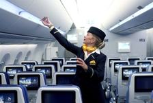A fost angajata prima stewardesa cu sindromul Down