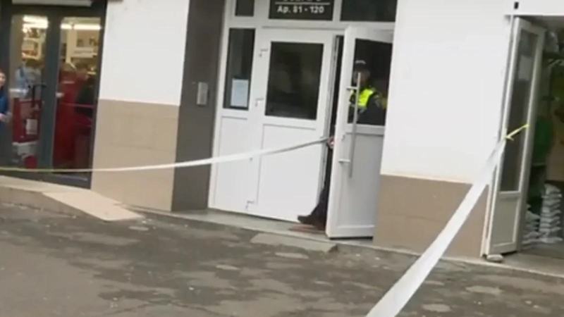 Copila de 13 ani, suspectata ca si-ar fi ucis mama. Politia Capitalei cauta trupul femeii dupa ce o ruda a alertat autoritatile