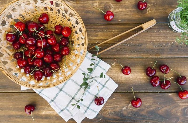 Cirese: beneficii pentru sanatate si retete traditionale de dulceata, compot si deserturi de casa