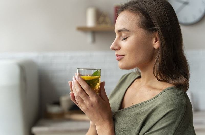 Bauturi detox naturale pentru toamna si restrictii pentru gravide si mamici care alapteaza