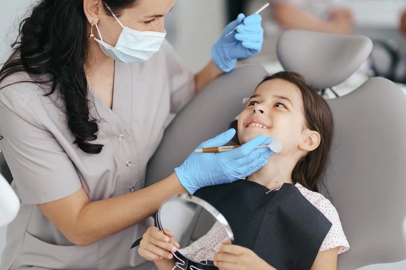 Cum il poti face pe cel mic sa treaca peste frica de dentist
