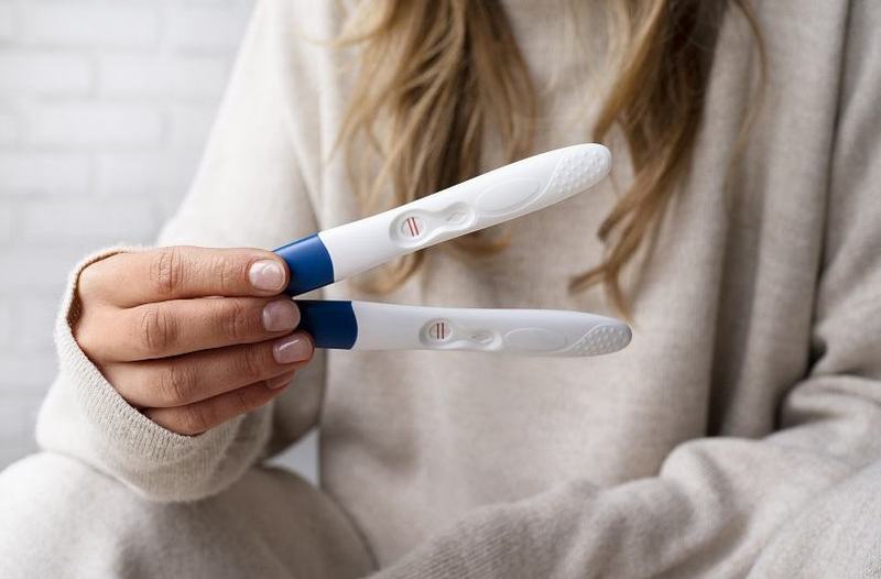 Cand sa faci testul de sarcina: semne clare, erori frecvente si cand mergi la medic