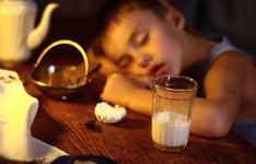 De ce laptele UHT este cea mai sigura alegere pentru copii
