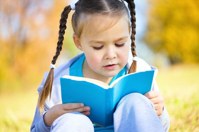 Cum ajutam copiii sa inteleaga textele pe care le citesc