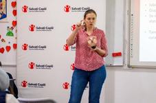 Fetele din Romania sunt...