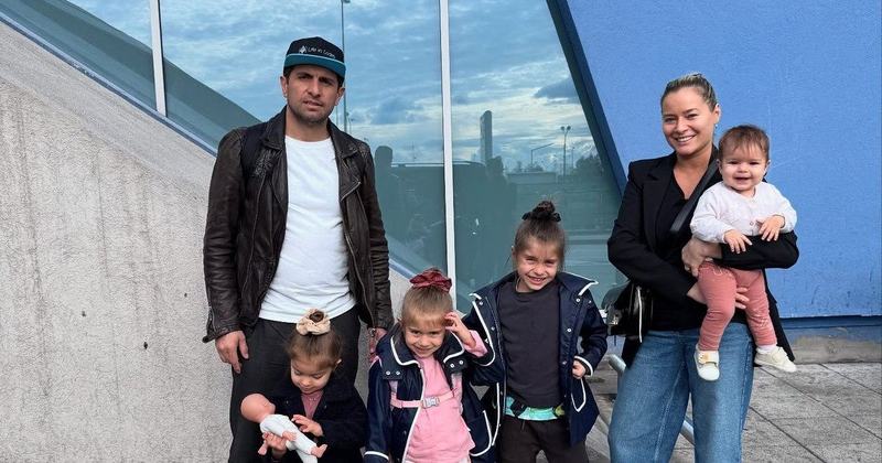 Laura Cosoi si sotul ei au aflat sexul copilului. Actrita a intrat in concediu prenatal dupa ultimul spectacol