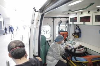 Inca trei bebelusi dusi la operatii in strainatate de Asociatia „Blondie”