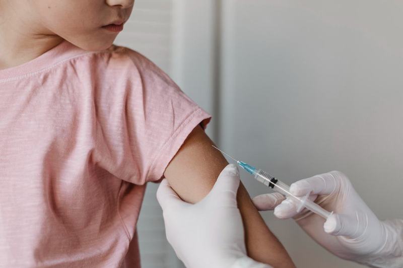 Vaccinul antigripal 2023: „Copiii pana in 8 ani, aflati la prima vaccinare, ar trebui sa primeasca 2 doze”