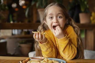 Alimente pe care e bine sa le evitati la masa de seara a copilului