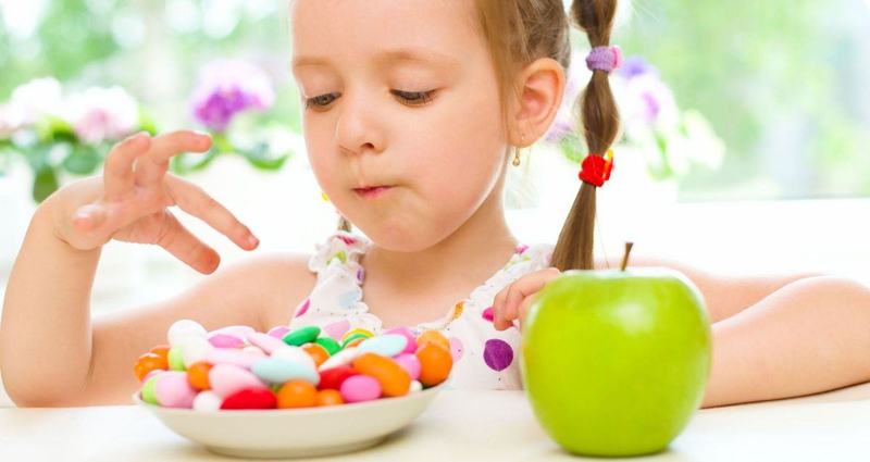 De ce iubesc copiii dulciurile si cat de mult pot manca?