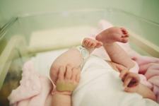 O mama si-a torturat fetita...