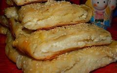 Placinta cu branza sarata