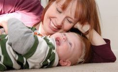 Beneficiile cantecelor pentru bebelusi. Trucuri si idei