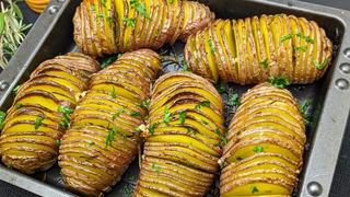 Cartofi Hasselback la cuptor: reteta simpla, crocanta si delicioasa pentru intreaga familie
