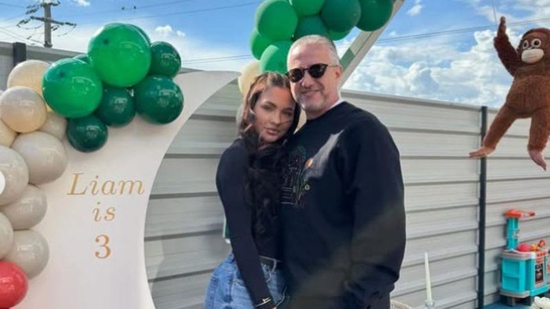 Liam, fiul lui Laurentiu Reghecampf si al Corinei Caciuc, a implinit 3 ani. Imagini rare de la aniversarea micutului