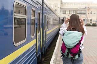 CFR Calatori 2026-2027: Cum calatoresc elevii gratuit cu trenul si ce reguli trebuie respectate