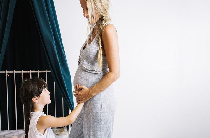 Cum il pregatim pe copilul mai mare pentru venirea bebelusului