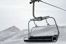 Fetita de 13 ani, moarta...