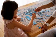 Beneficii psihologice si cognitive ale puzzle-urilor. De ce micutii au nevoie de ele