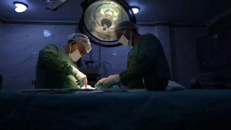 Un copil de 18 luni a fost declarat decedat, dar a fost gasit respirand in morga. Cazul care a declansat o ancheta in Arizona