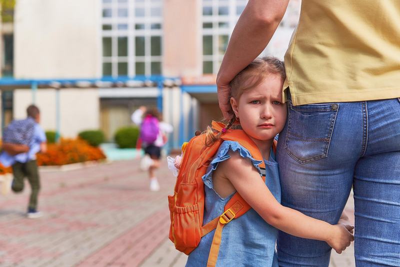 Copilul nu mai vrea sa mearga la afterschool. Poti recupera banii platiti in avans?