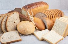 STUDIU! Copiii care mananca mai multa paine au un risc mai mic de a suferi de supraponderabilitate sau obezitate