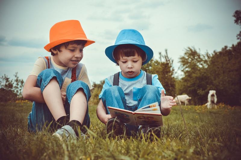 Cum inveti copilul sa citeasca mai repede si sa inteleaga textul