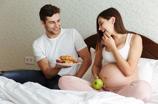 Alimentatia in sarcina: ce alimente sa eviti si ce obiceiuri pot afecta sanatatea bebelusului