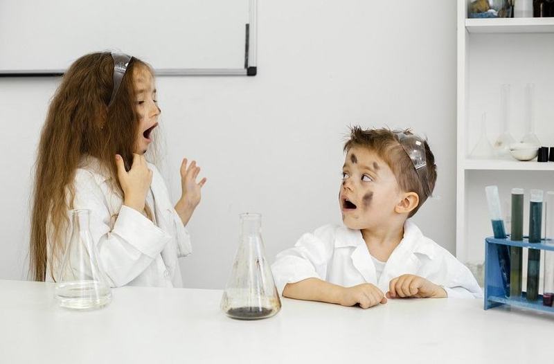 Idei de experimente stiintifice pentru copii acasa cu ingrediente de bucatarie