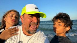 Horia Brenciu si familia,...