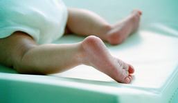 O fetita in stop cardiac,...