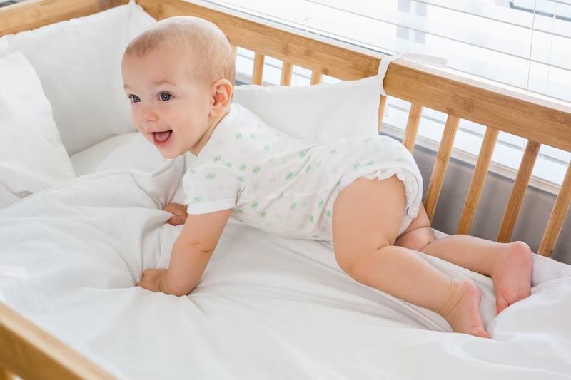 Cum sa alegi salteaua potrivita pentru patutul bebelusului tau. Sfaturi pentru a evita plagiocefalia