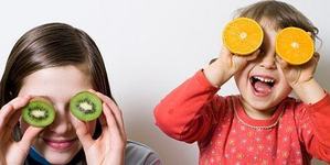 Top 7 alimente cu vitamina C pentru copii