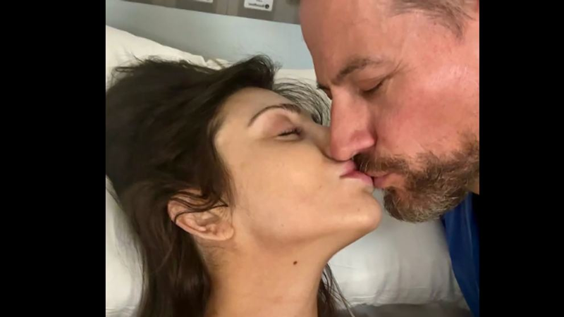 Sotia lui Ioan Gruffudd, bolnava de o afectiune incurabila, a nascut primul lor copil