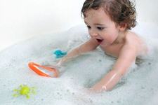 Baia zilnica a copilului...