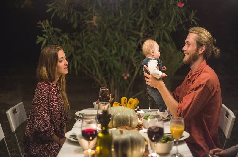 Restaurant cu bebelusul sau o iesire in doi? Sfaturi pentru proaspetii parinti
