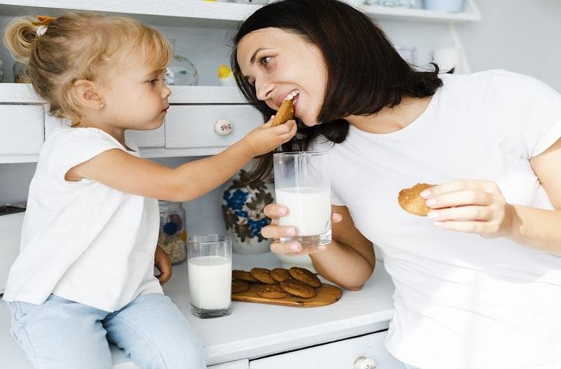 Laptele de soia pentru copii: Cum si cand sa-l introduci in alimentatie