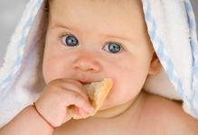 De ce copilul tau ar trebui sa manance intotdeauna coaja de paine (chiar daca o uraste)