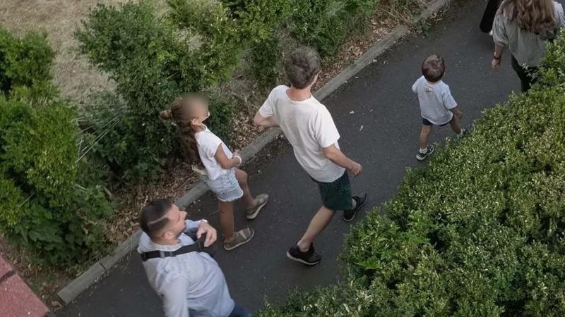Nicusor Dan, intr-o ipostaza rara alaturi de familie. Cum a fost surprins presedintele impreuna cu copiii sai, la Fagaras