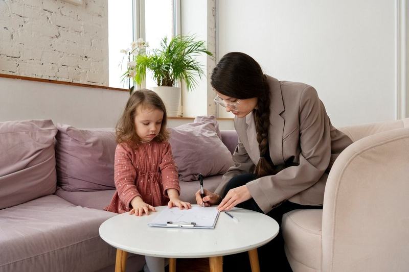 Exista psihoterapie preventiva la copii? Care sunt semnele ca un copil are nevoie de consiliere psihologica