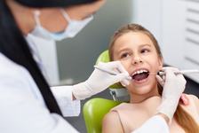 Albirea dentara la copii si adolescenti - care sunt riscurile?