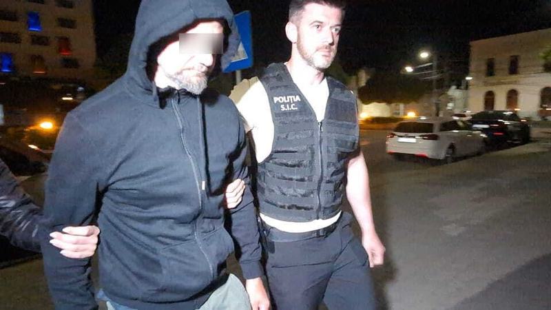 Barbatul care a atacat cu o surubelnita o fata de 12 ani din Alba Iulia, retinut de politie. Ce conflict avea cu familia victimei