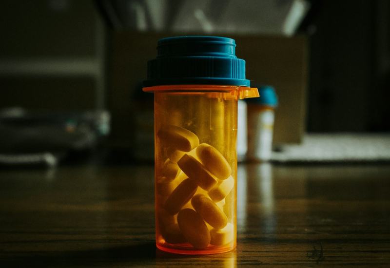 Tot mai multi copii ajung la spital cu supradoza de antidepresive. Unii combina pastilele cu alcool!