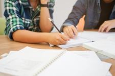 Adolescenta de 14 ani,...