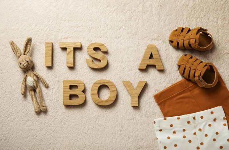 Vrei un nume special pentru baiatul tau? Afla ce nume e in topul preferintelor!