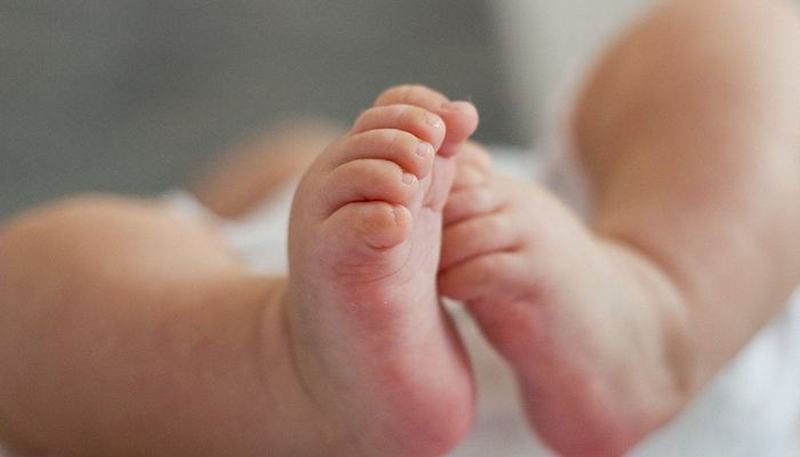 Bebelusul cu doua capete, nascut la Spitalul Elias, a murit la scurt timp dupa nastere
