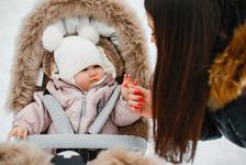 Cum imbraci corect nou-nascutii si copiii atunci cand este frig
