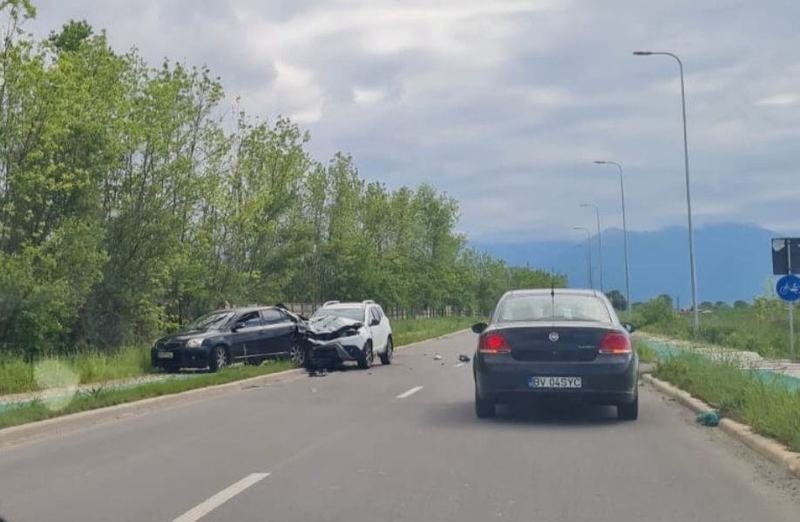 Fiul lui Ionel Ganea, in continuare in stare grava. Este in coma indusa, iar medicii sunt rezervați. Micutul era pe scaunul din fata, fara centura