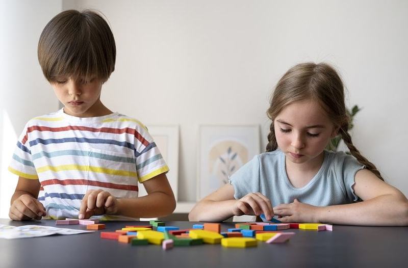 Dezvoltare armonioasa prin jocuri magnetice educative